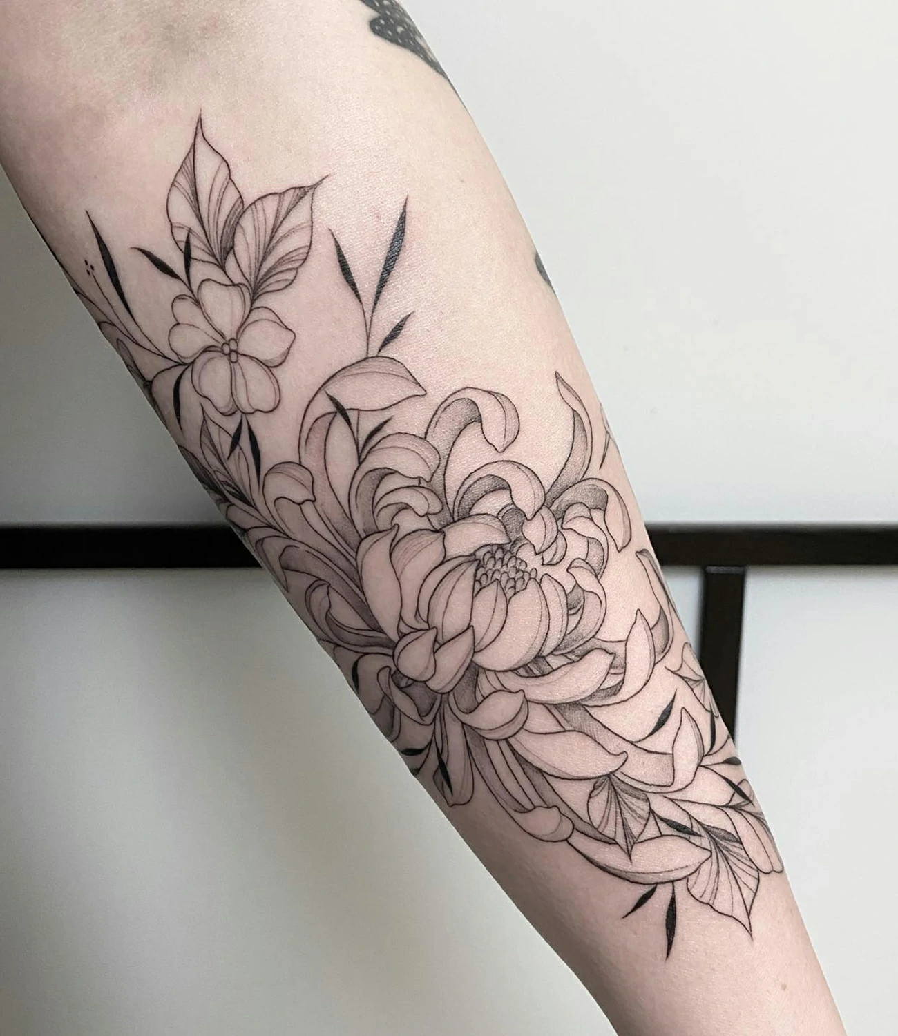 Chrysanthemum Tattoo Black and Grey #chrysanthemumtattoo