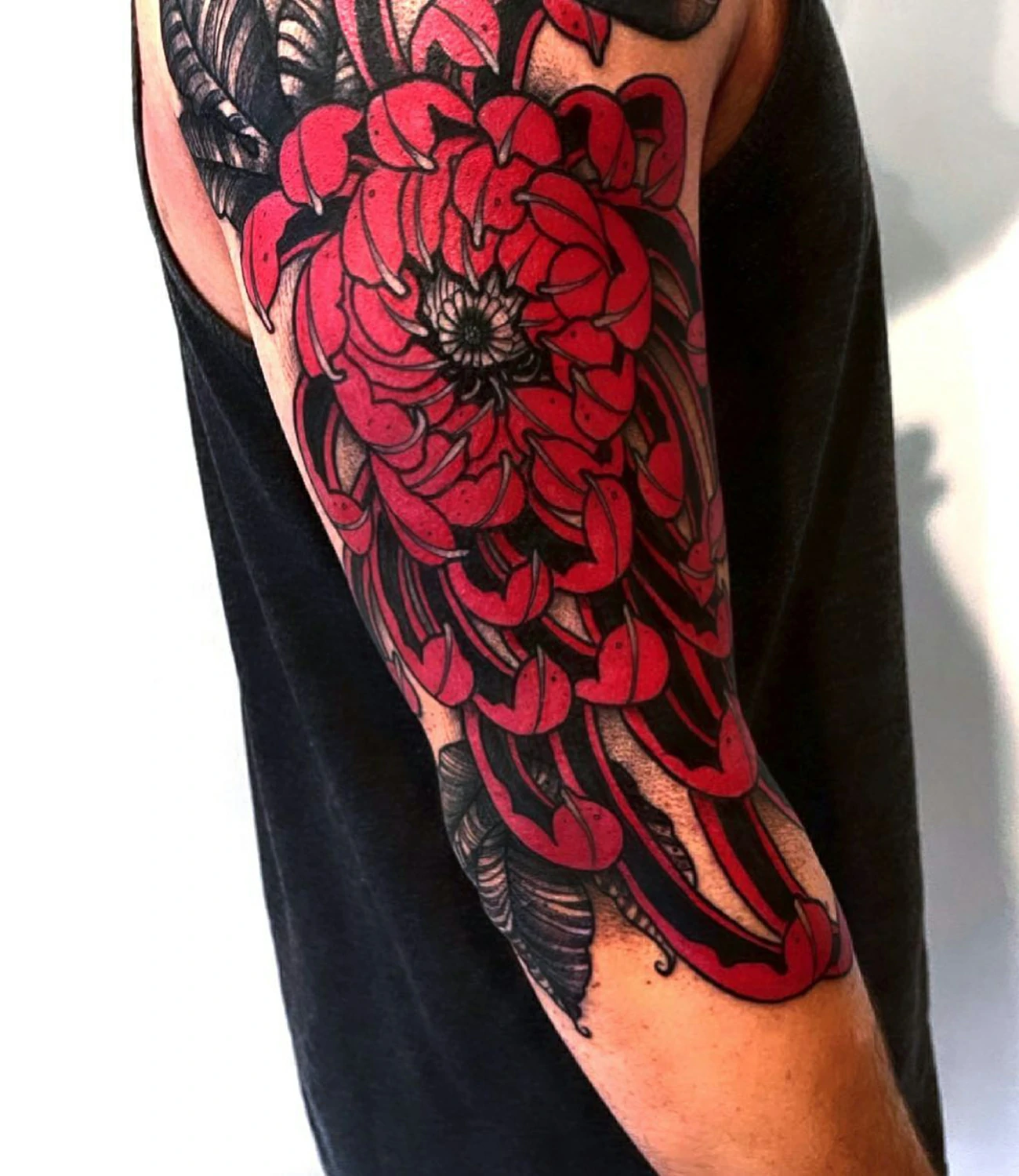Red Chrysanthemum Tattoo #chrysanthemumtattoo