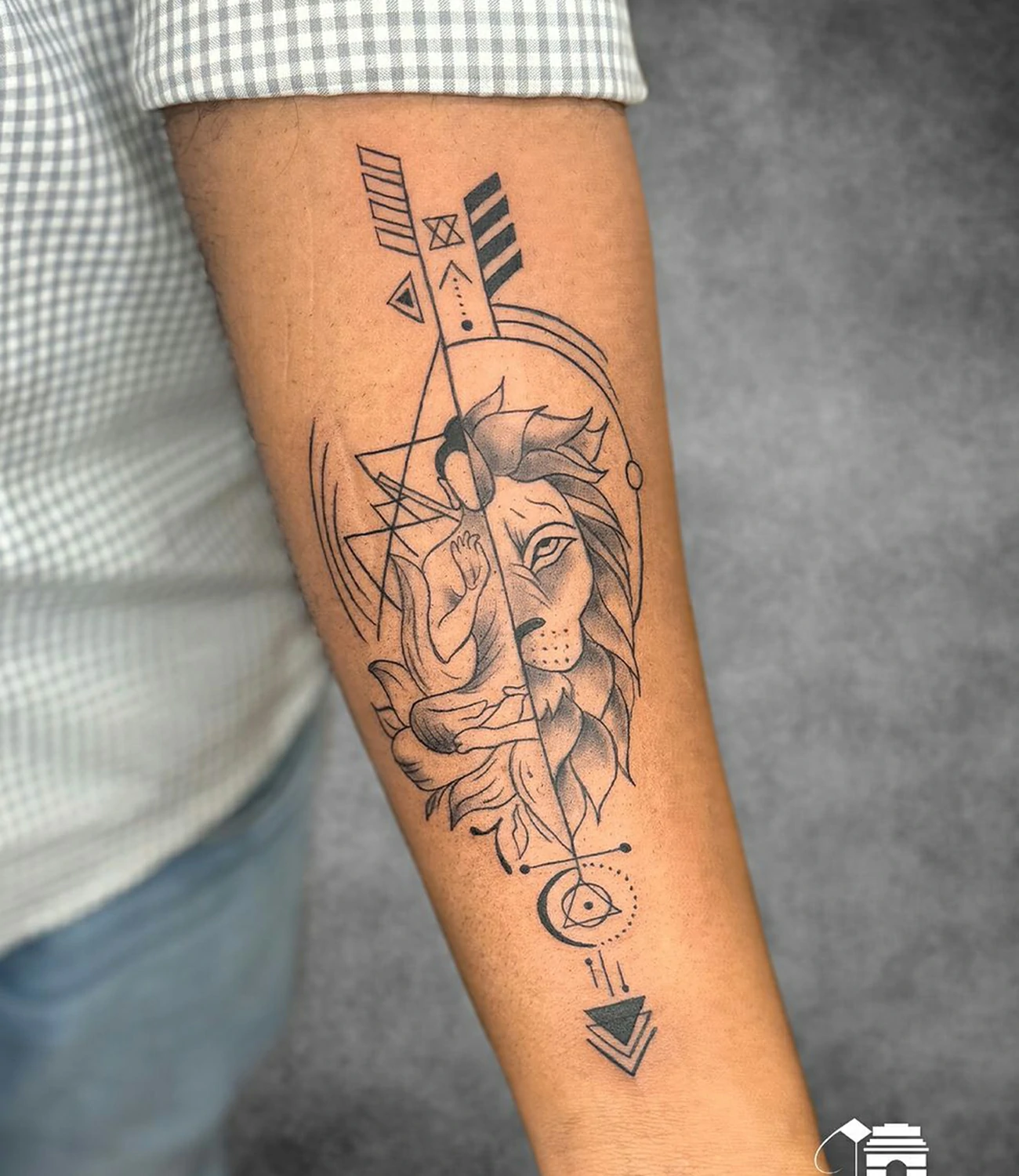 forearm geometric tattoo

