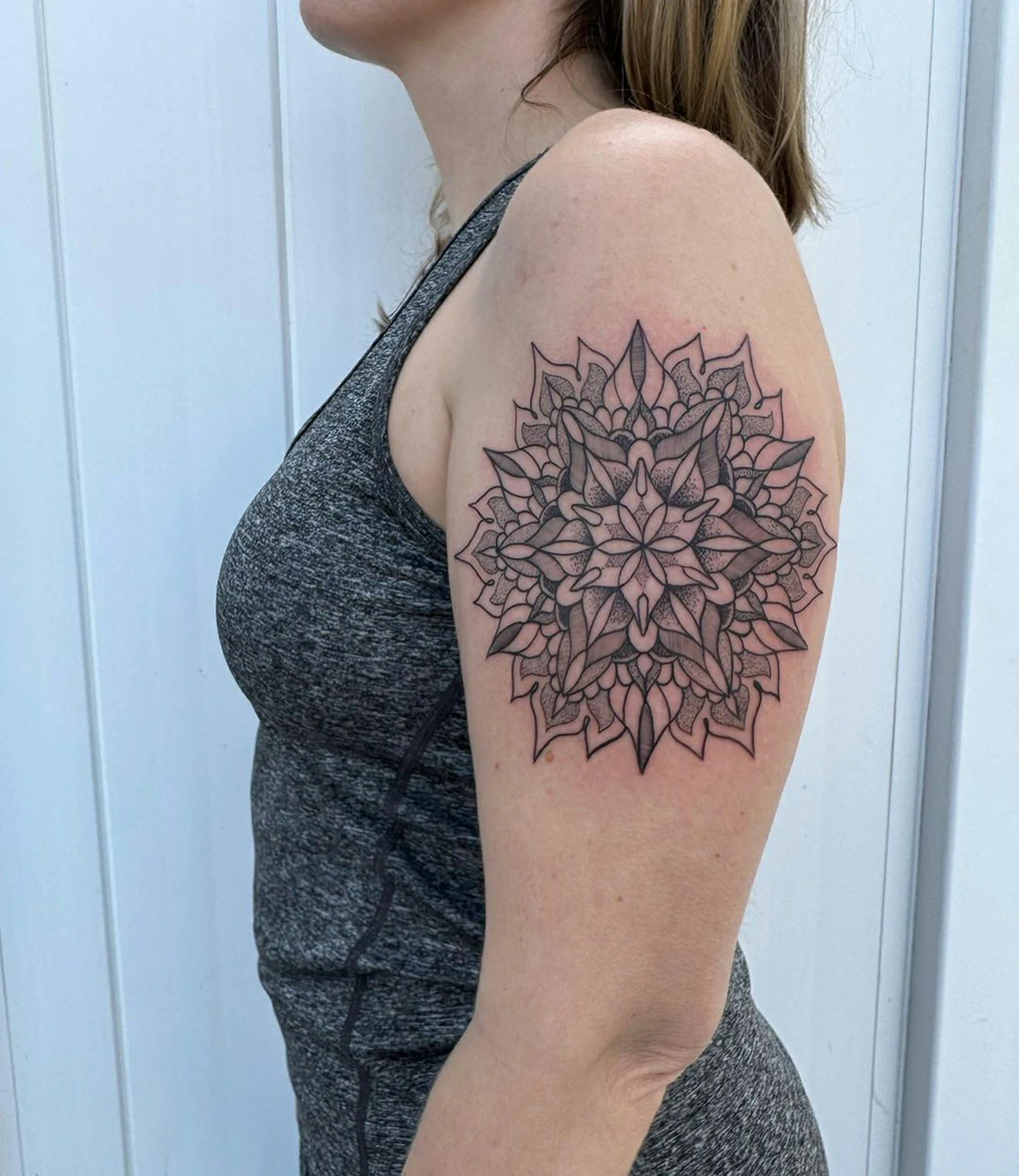 geometric mandala tattoo designs
