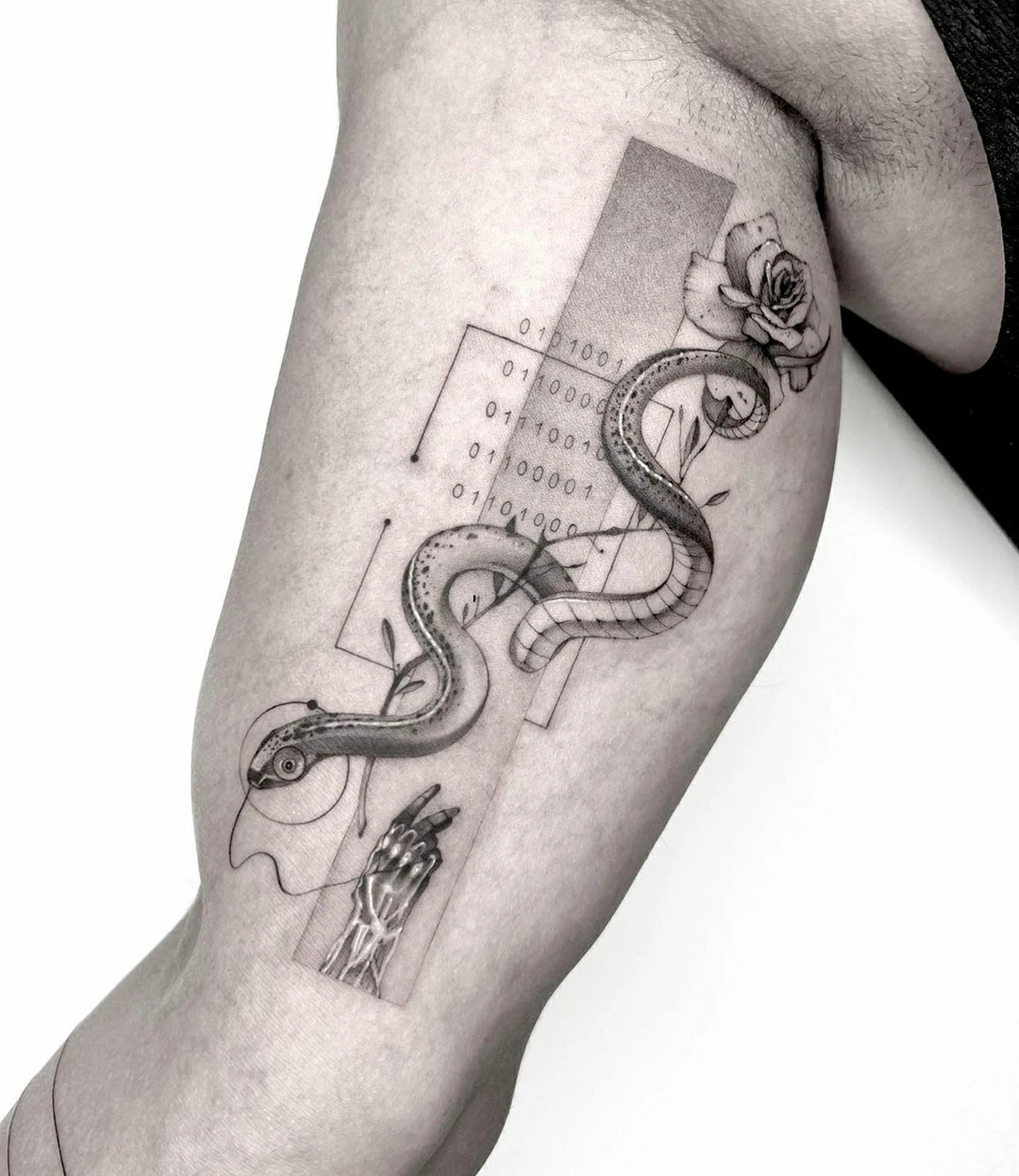 geometric snake tattoos
