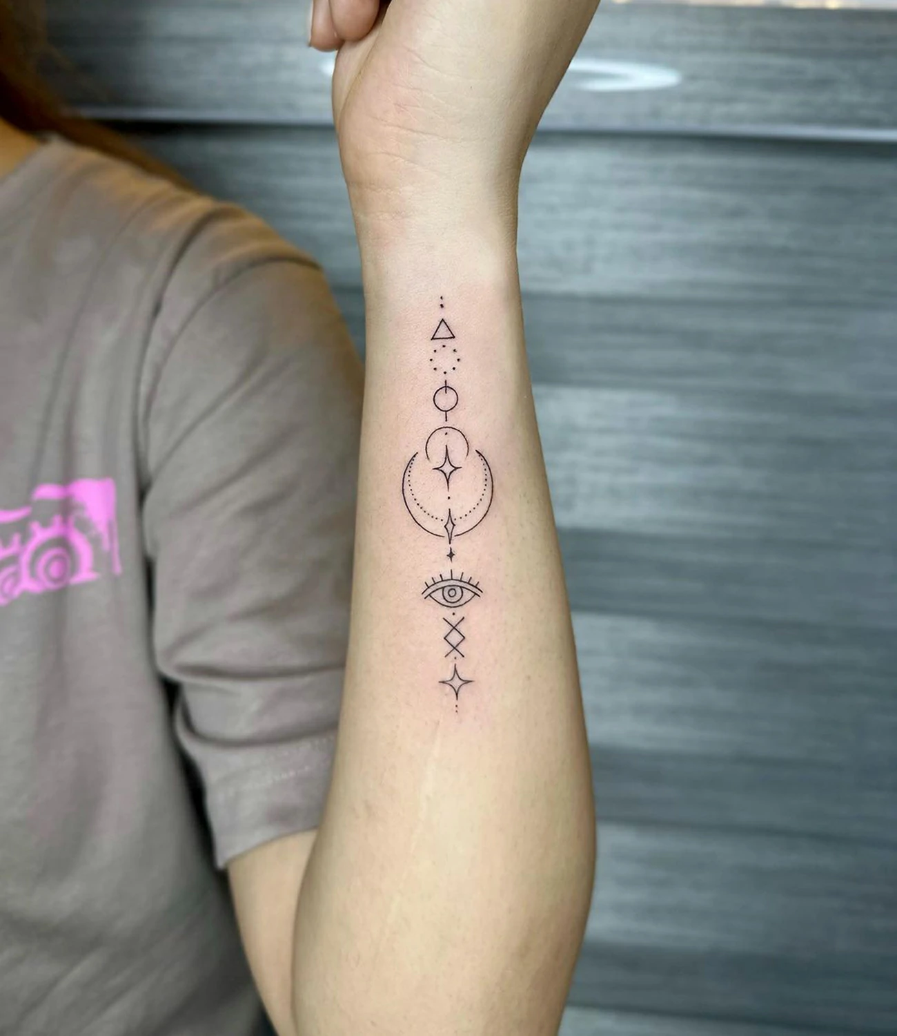 geometric tattoo small

